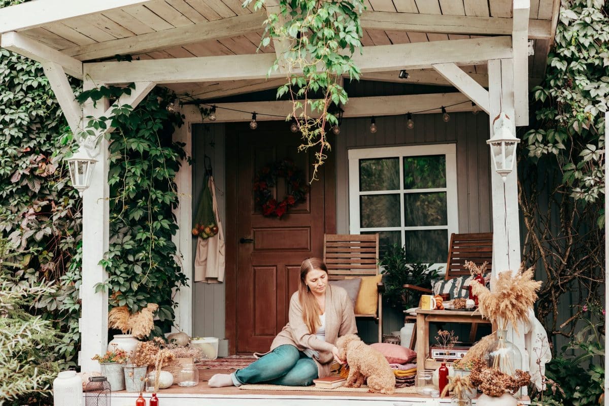 Arredare un portico in stile rustico